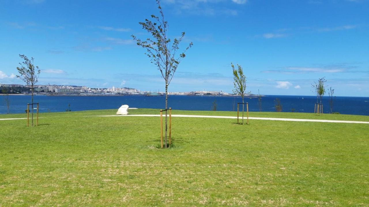 Luminoso Y Acogedor Apartamento En La Playa Oleiros Extérieur photo